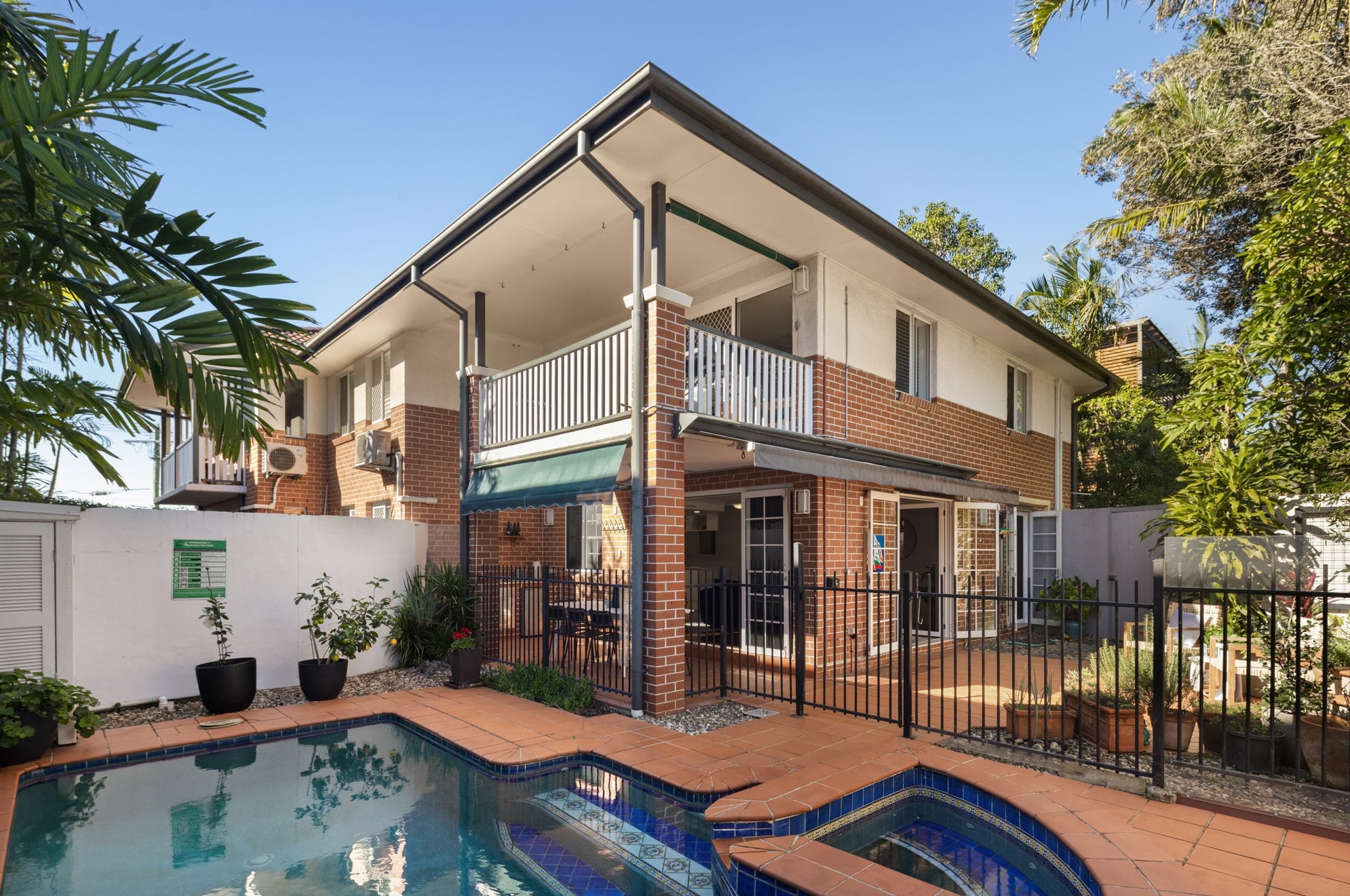 2/106 Racecourse Rd, Ascot, QLD