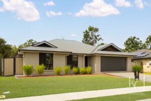 53 Taminga Circuit