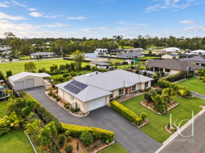15 Stormbird Court