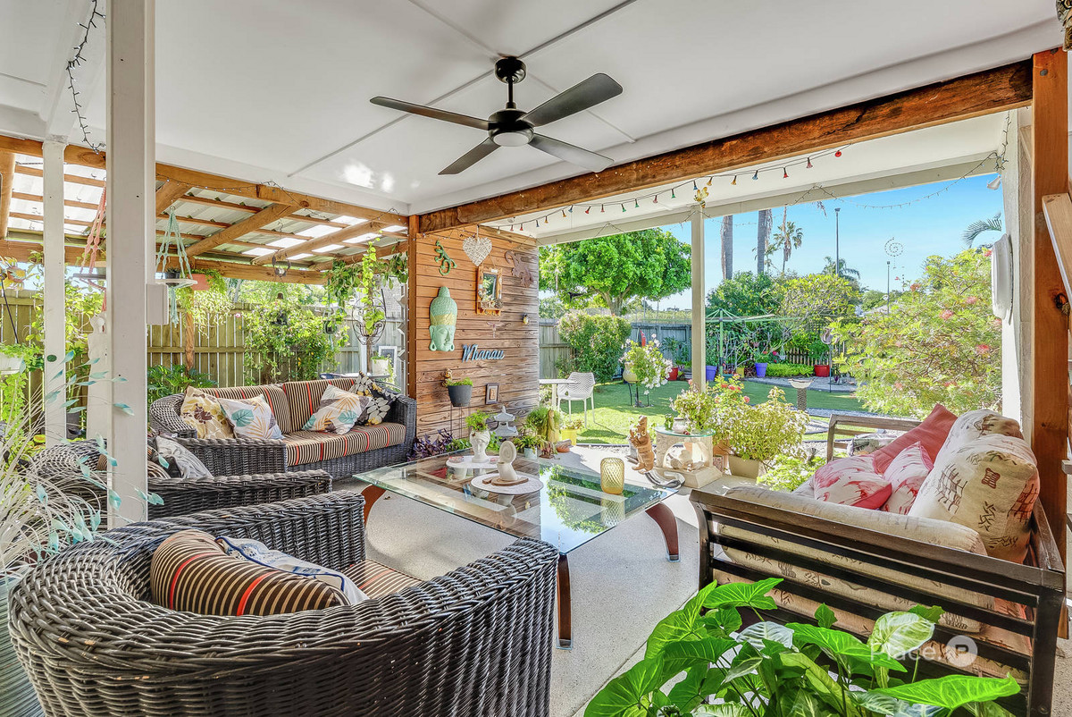 15 Conley Street