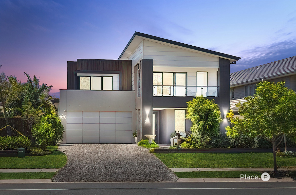 24 Spinnaker Boulevard