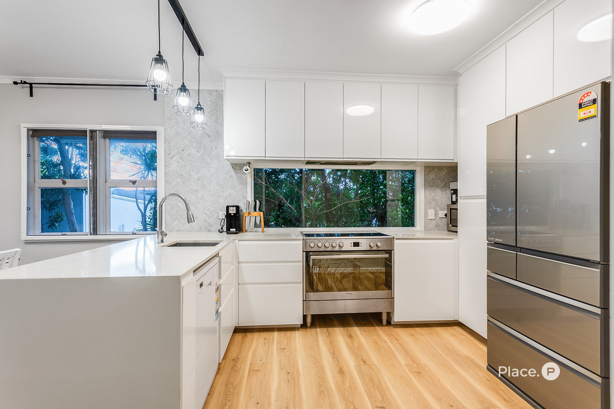 Listing image for 15 Welch Street, Clontarf  QLD  4019