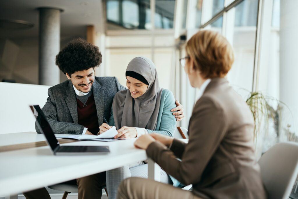 questions-ask-before-hiring-leasing-agent