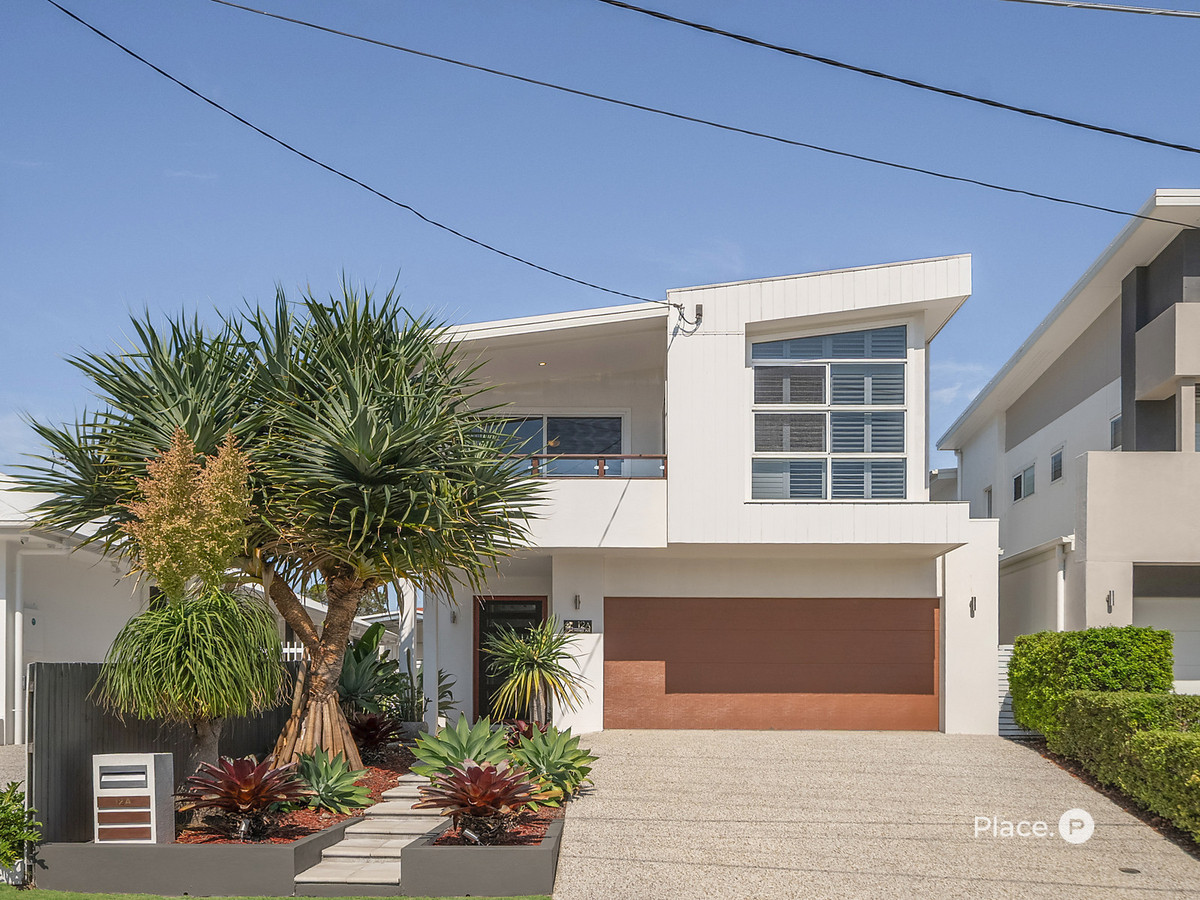 12a Palmtree Avenue