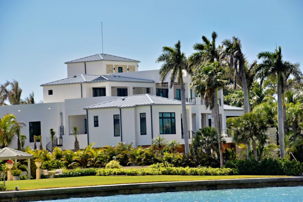 waterfront-properties-lifestyle-investment