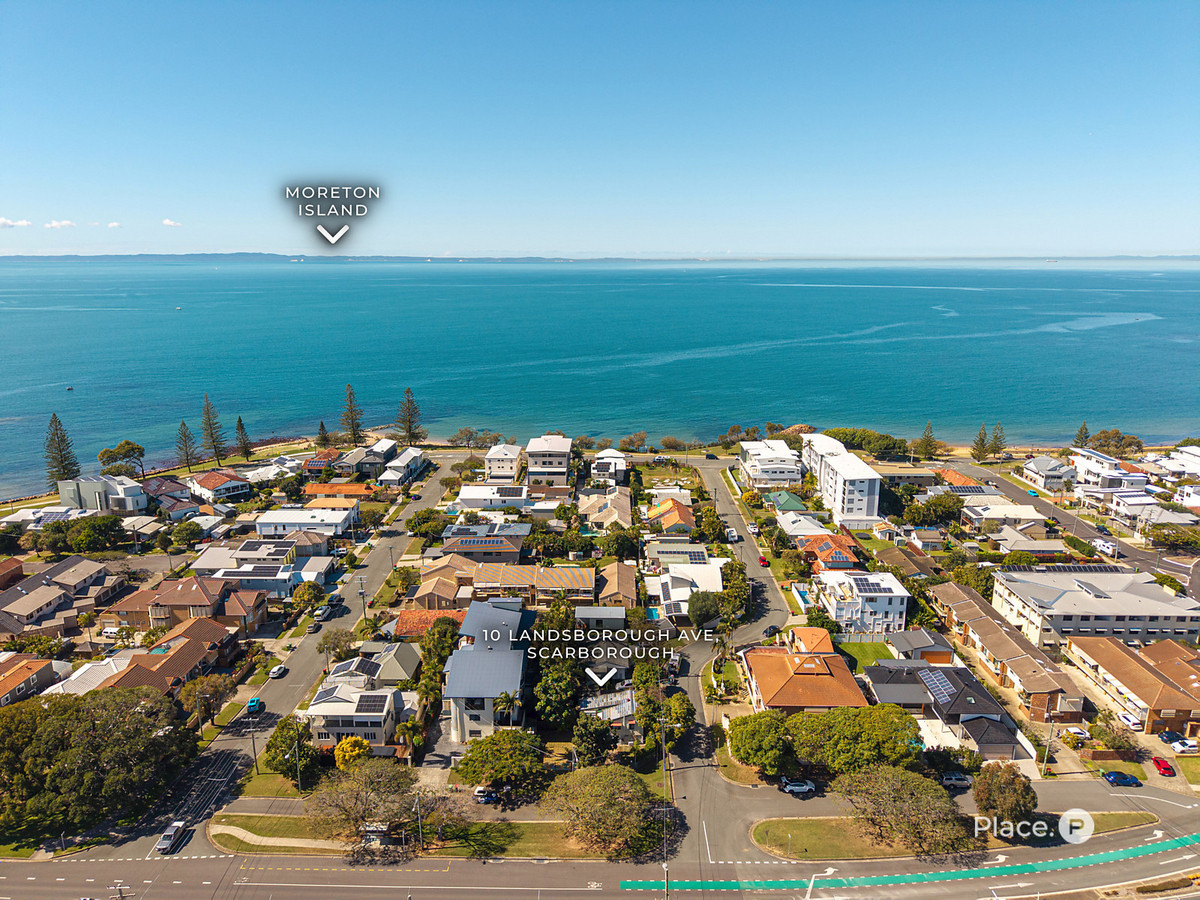 10 Landsborough Avenue