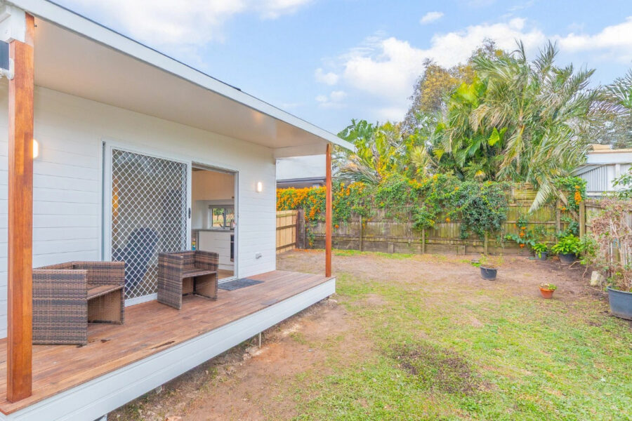 2/42a Thomas Street