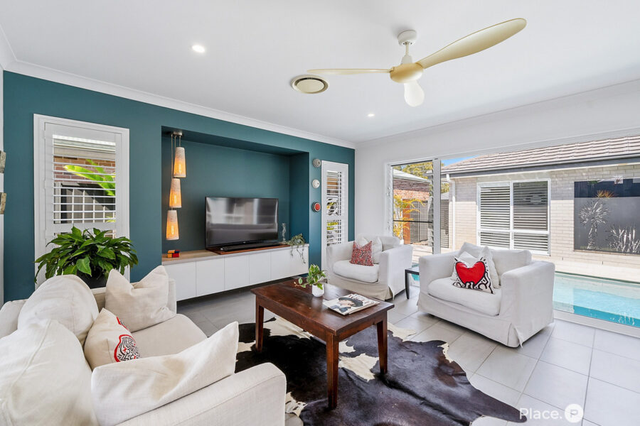 10 Rowden Street