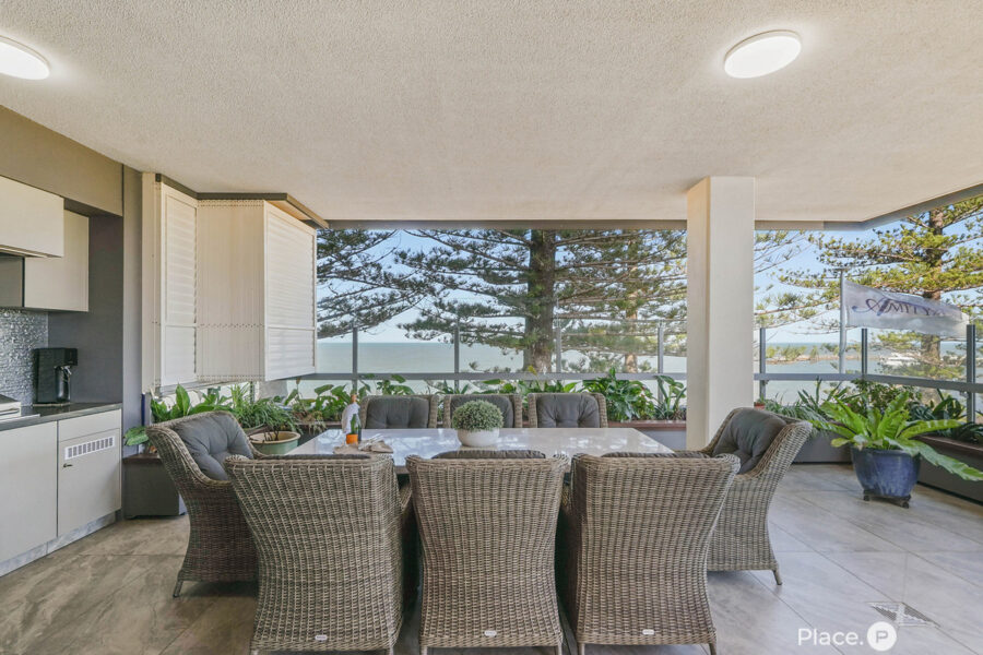 101/2 Prince Edward Parade