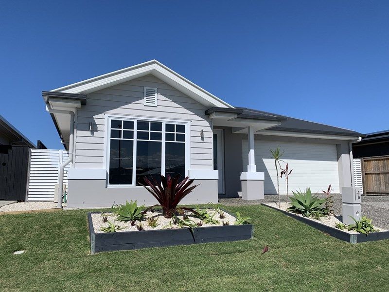 48 Roseleaf Crescent