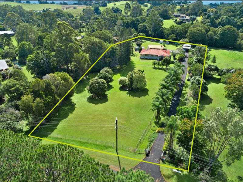 5 Angus Crescent