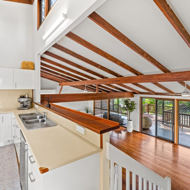 4 Lyra Court