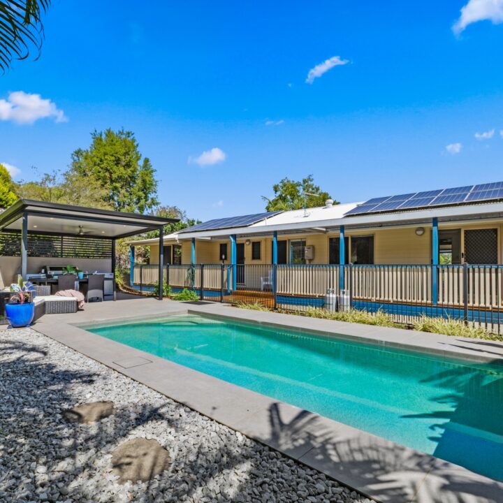 WOOMBYE  QLD  4559