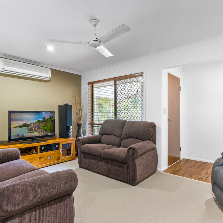 PALMWOODS  QLD  4555