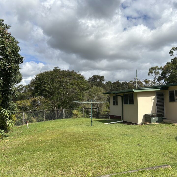 332a Kenman Road
