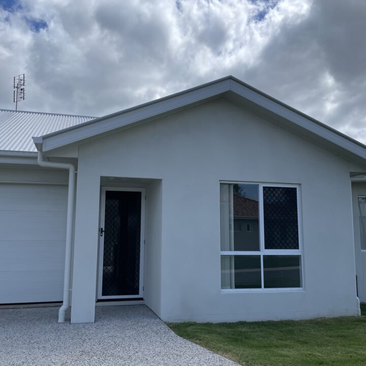 SOUTHSIDE  QLD  4570