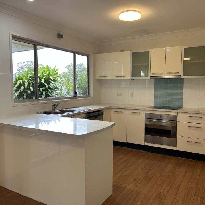 PALMWOODS  QLD  4555