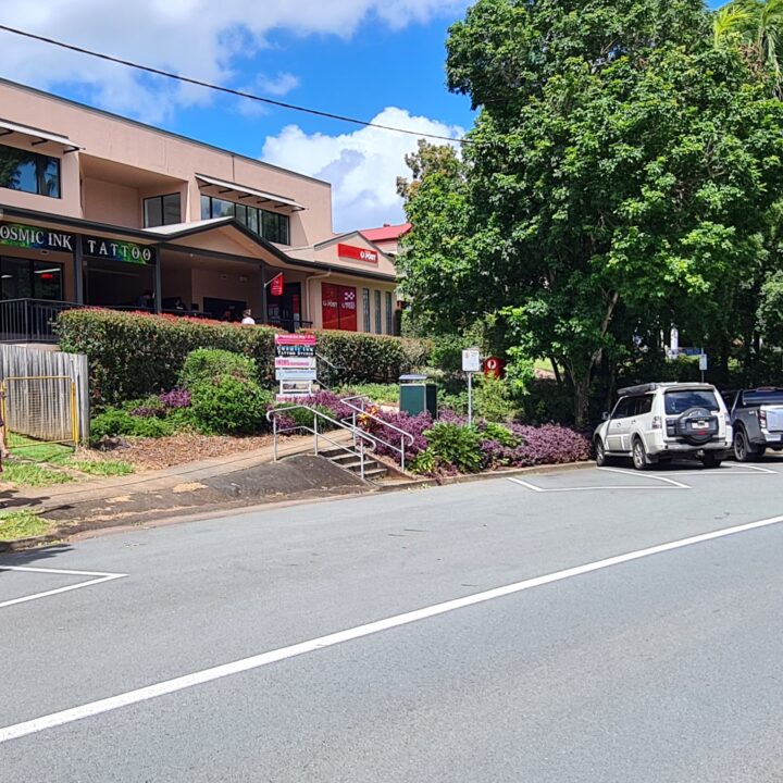 2/13 Margaret Street