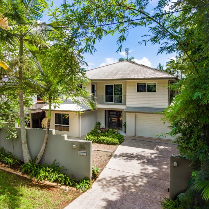 PALMWOODS  QLD  4555