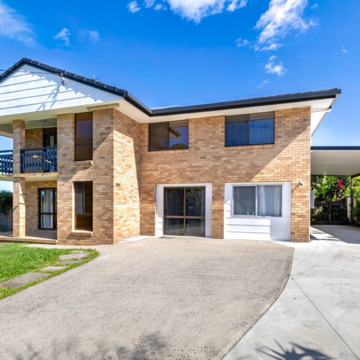 31 Cunningham Crescent