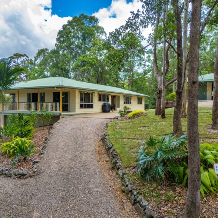 372 Hunchy Road