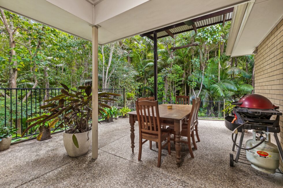 2/15 Bonaparte Place