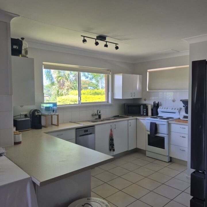 WOOMBYE  QLD  4559