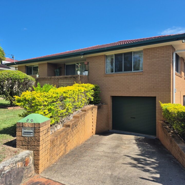 32 Blackall Street