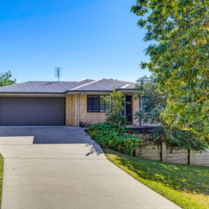 BURNSIDE  QLD  4560