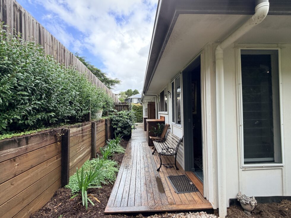 2/25 Bunya Pine Place