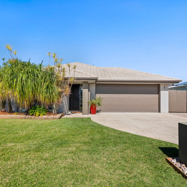 11 Corella Street, FOREST GLEN  QLD  4556