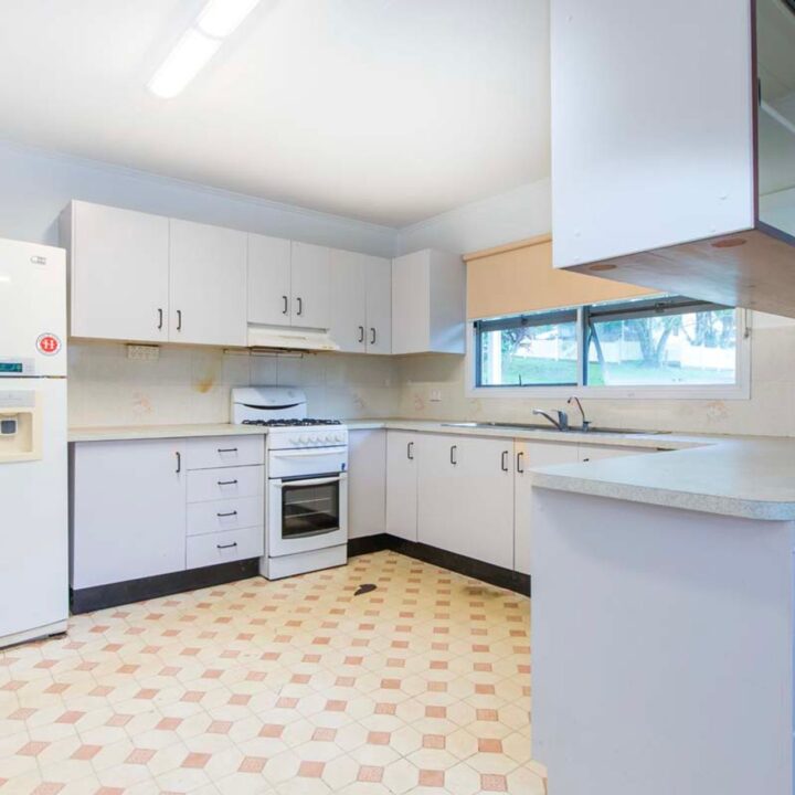 WOOMBYE  QLD  4559