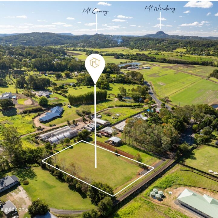 ROSEMOUNT  QLD  4560