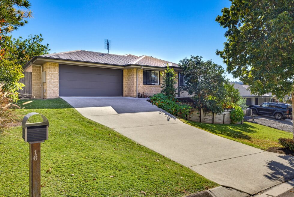 16 Potoroo Place